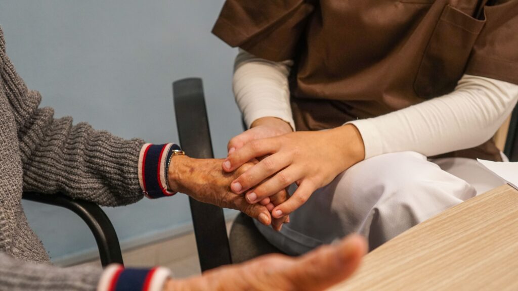 Ajudes i PEVS per a residències a Catalunya: Guia pràctica 2025