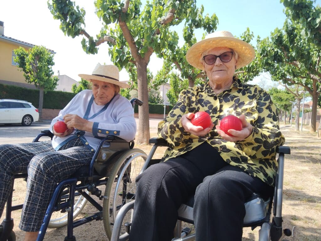 Residencia de ancianos - la vostra llar les oliveres